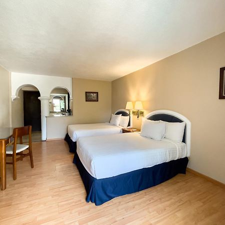 Hotel Gran Plaza & Convention Center Guanajuato Eksteriør billede