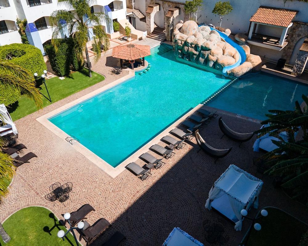 Hotel Gran Plaza & Convention Center Guanajuato Eksteriør billede